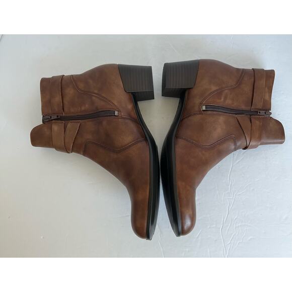 NWOT ECCO Women Shape 35 Wrapped
Shaft Cognac Brown Leather Boot 11-11.5 EU 42 - Picture 4 of 11